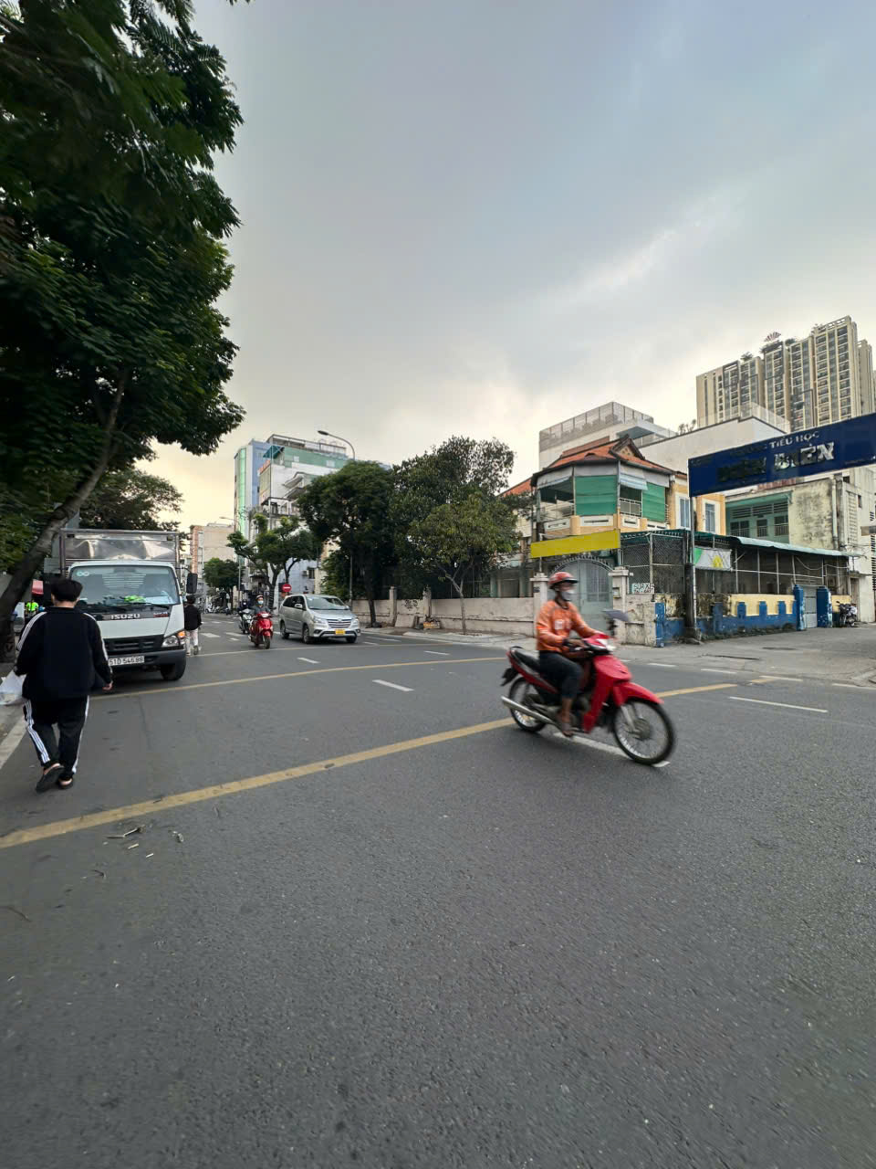 CHO THUÊ NHÀ MẶT TIỀN SỐ 379 ĐƯỜNG ĐIỆN BIÊN PHỦ, PHƯỜNG 4, QUẬN 3, HỒ CHÍ MINH CHO THUÊ NHÀ MẶT TIỀN SỐ 379 ĐƯỜNG ĐIỆN BIÊN PHỦ, PHƯỜNG 4, QUẬN 3, HỒ CHÍ MINH