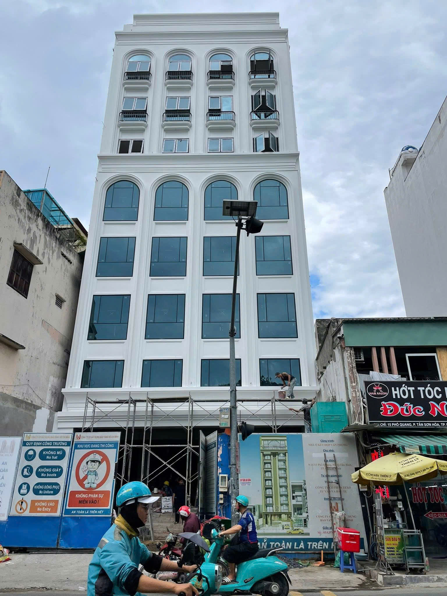 CHO THUÊ TOÀ NHÀ MẶT TIỀN SỐ 9-11-13 ĐƯỜNG PHỔ QUANG PHƯỜNG 2 QUẬN TÂN BÌNH, HỒ CHÍ MINH CHO THUÊ TOÀ NHÀ MẶT TIỀN SỐ 9-11-13 ĐƯỜNG PHỔ QUANG PHƯỜNG 2 QUẬN TÂN BÌNH, HỒ CHÍ MINH