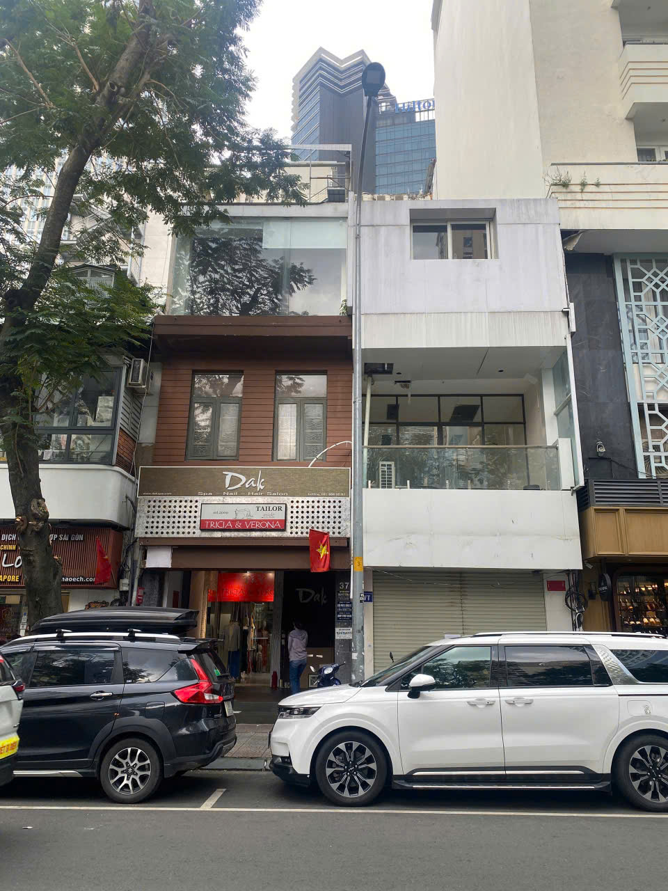 CHO THUÊ NHÀ MẶT TIỀN SỐ 37-39 ĐƯỜNG ĐÔNG DU PHƯỜN BẾN NGHÉ QUẬN 1 HỒ CHÍ MINH CHO THUÊ NHÀ MẶT TIỀN SỐ 37-39 ĐƯỜNG ĐÔNG DU PHƯỜN BẾN NGHÉ QUẬN 1 HỒ CHÍ MINH