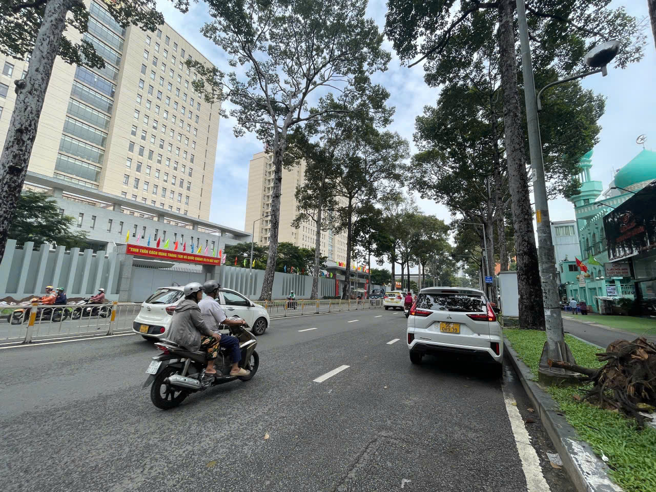 CHO THUÊ NHÀ MẶT TIỀN SỐ 509 ĐƯỜNG TRẦN HƯNG ĐẠO, PHƯỜNG CẦU KHO, QUẬN 1, HỒ CHÍ MINH CHO THUÊ NHÀ MẶT TIỀN SỐ 509 ĐƯỜNG TRẦN HƯNG ĐẠO, PHƯỜNG CẦU KHO, QUẬN 1, HỒ CHÍ MINH