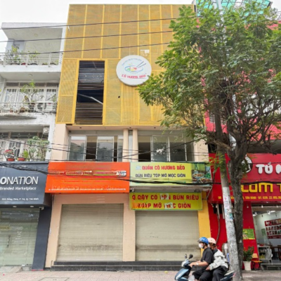 CHO THUÊ NHÀ MẶT TIỀN SỐ 100-102 ĐƯỜNG ĐỒNG ĐEN, PHƯỜNG 14, QUẬN TÂN BÌNH, HỒ CHÍ MINH