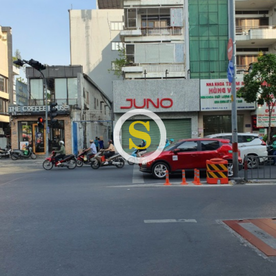 CHO THUÊ NHÀ MẶT TIỀN SỐ 568 3/2 PHƯỜNG 14, QUẬN 10, HỒ CHÍ MINH