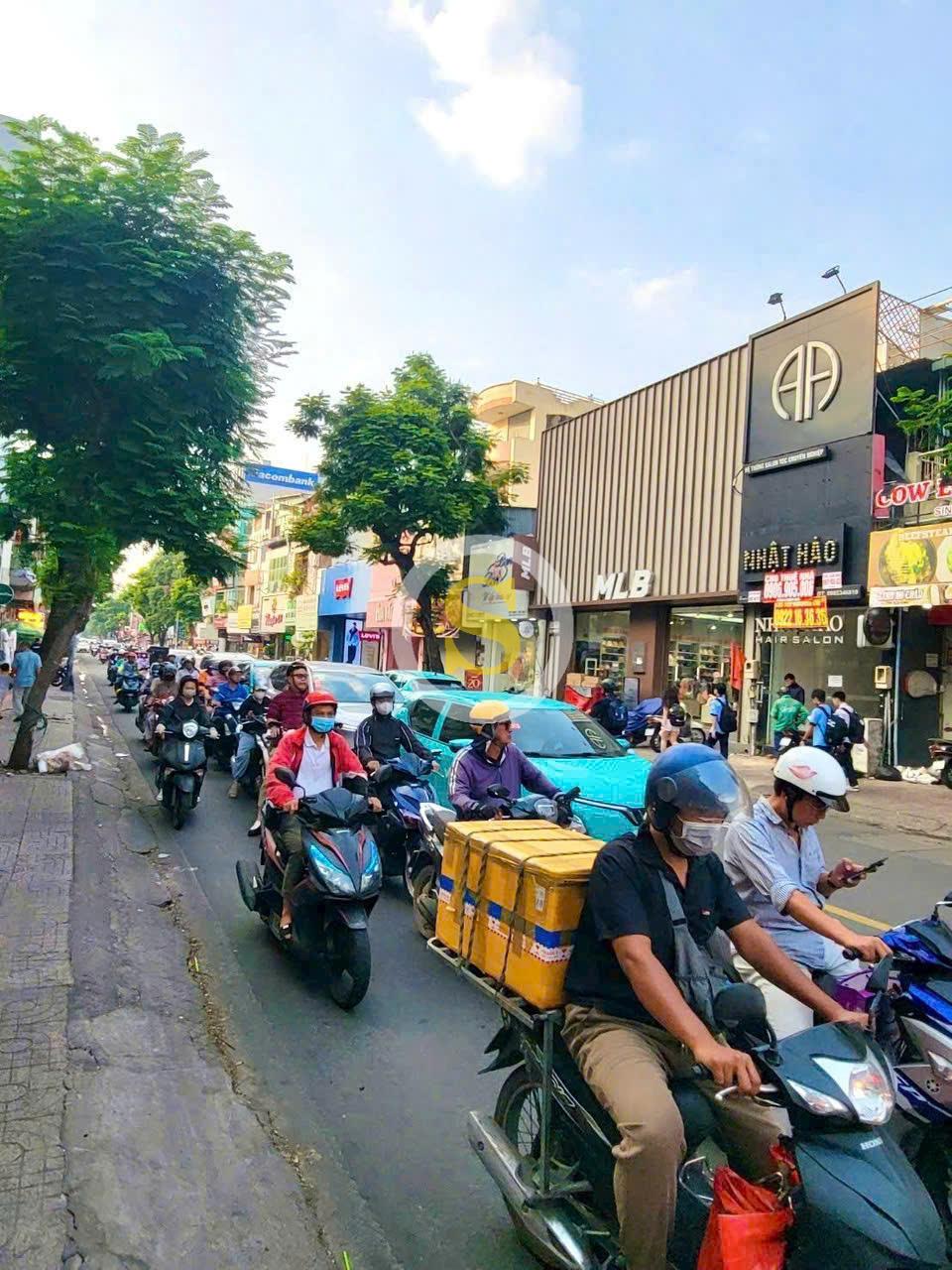 CHO THUÊ NHÀ MẶT TIỀN SỐ 202 LÊ VĂN SỸ, PHƯỜNG 10, QUẬN 3, HỒ CHÍ MINH CHO THUÊ NHÀ MẶT TIỀN SỐ 202 LÊ VĂN SỸ, PHƯỜNG 10, QUẬN 3, HỒ CHÍ MINH