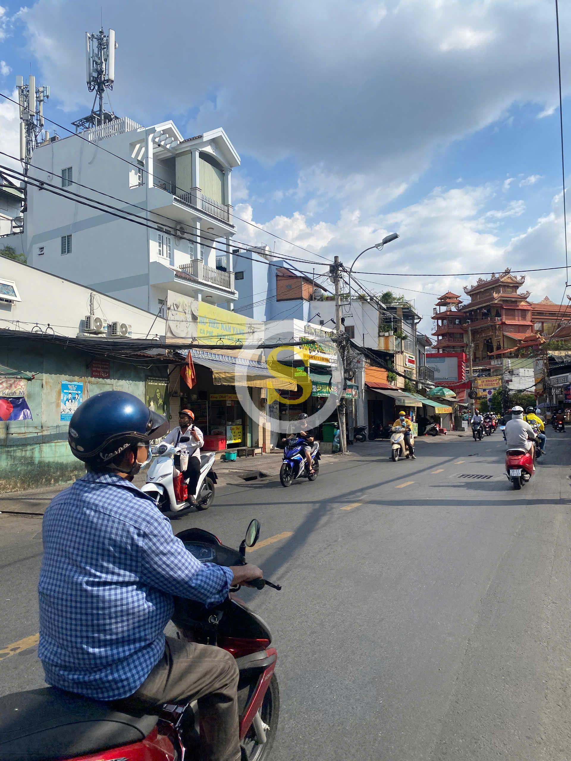 CHO THUÊ NHÀ MẶT TIỀN SỐ 186 PHAN VĂN TRỊ, PHƯỜNG 12, QUẬN BÌNH THẠNH, HỒ CHÍ MINH CHO THUÊ NHÀ MẶT TIỀN SỐ 186 PHAN VĂN TRỊ, PHƯỜNG 12, QUẬN BÌNH THẠNH, HỒ CHÍ MINH