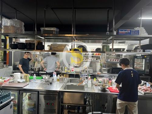 CHO THUÊ BIỆT THỰ SỐ 204B/6 NGUYỄN VĂN HƯỞNG, PHƯỜNG AN KHÁNH, QUẬN 2, HỒ CHÍ MINH CHO THUÊ BIỆT THỰ SỐ 204B/6 NGUYỄN VĂN HƯỞNG, PHƯỜNG AN KHÁNH, QUẬN 2, HỒ CHÍ MINH
